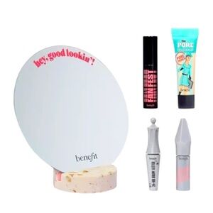*NEW* Benefit Mirror & Deluxe Samples